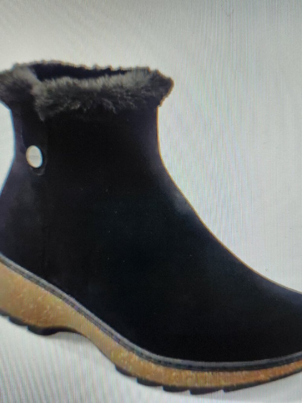 Earth Suede Leather "Kim" Booties. NWOT. Size 8